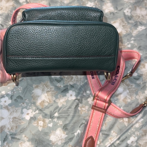 Coach backpack - Picture 3 of 6